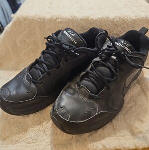 Nike Air Monarch Men's Black Athletic Training Shoes Size 12D